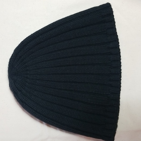 JUICY COUTURE Winter Hat - Picture 3 of 7